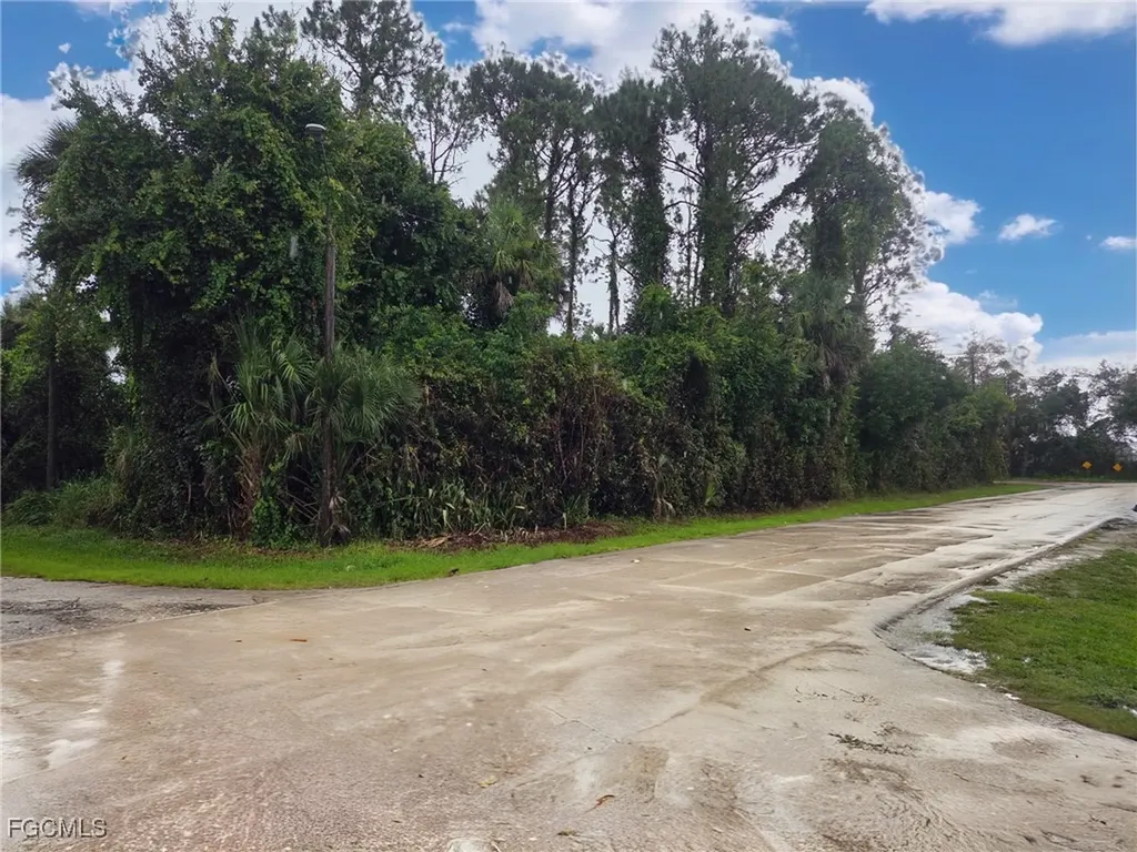 519 San Jose Street North Fort Myers FL 33903