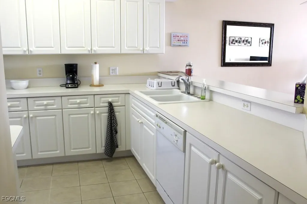 16575 Lake Circle Drive Fort Myers FL 33908