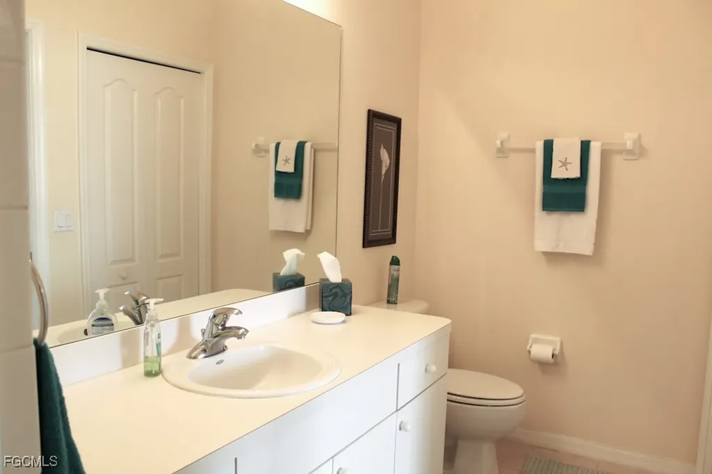 16575 Lake Circle Drive Fort Myers FL 33908