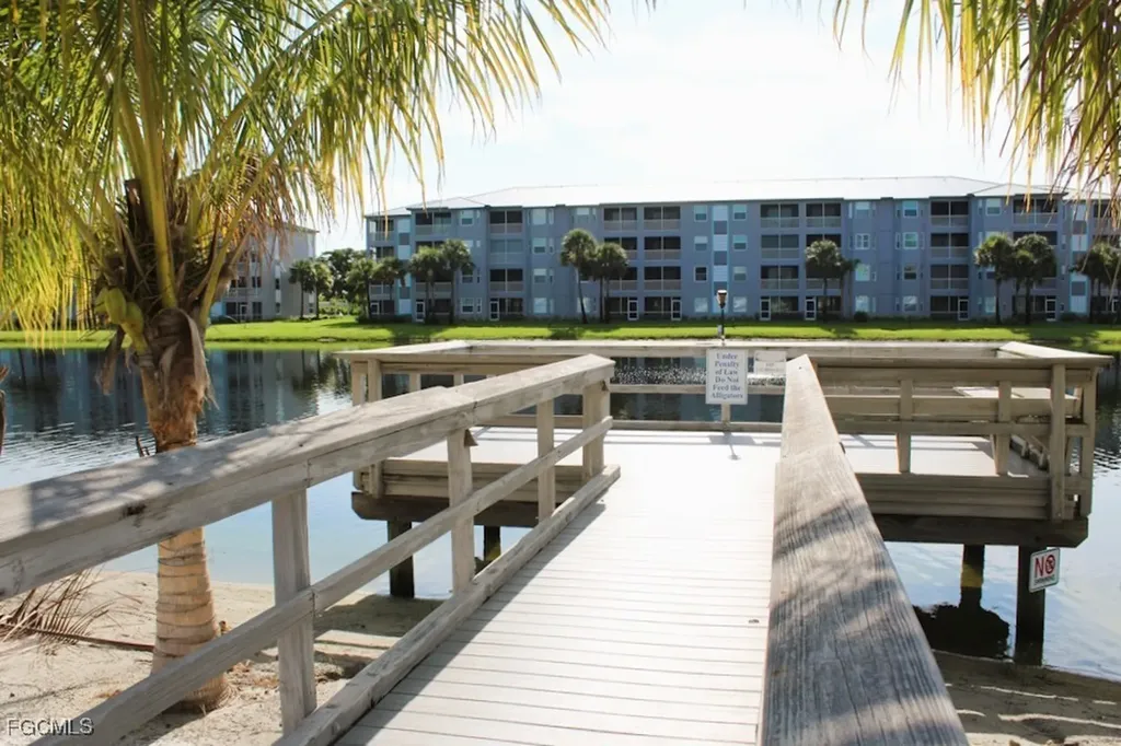 16575 Lake Circle Drive Fort Myers FL 33908