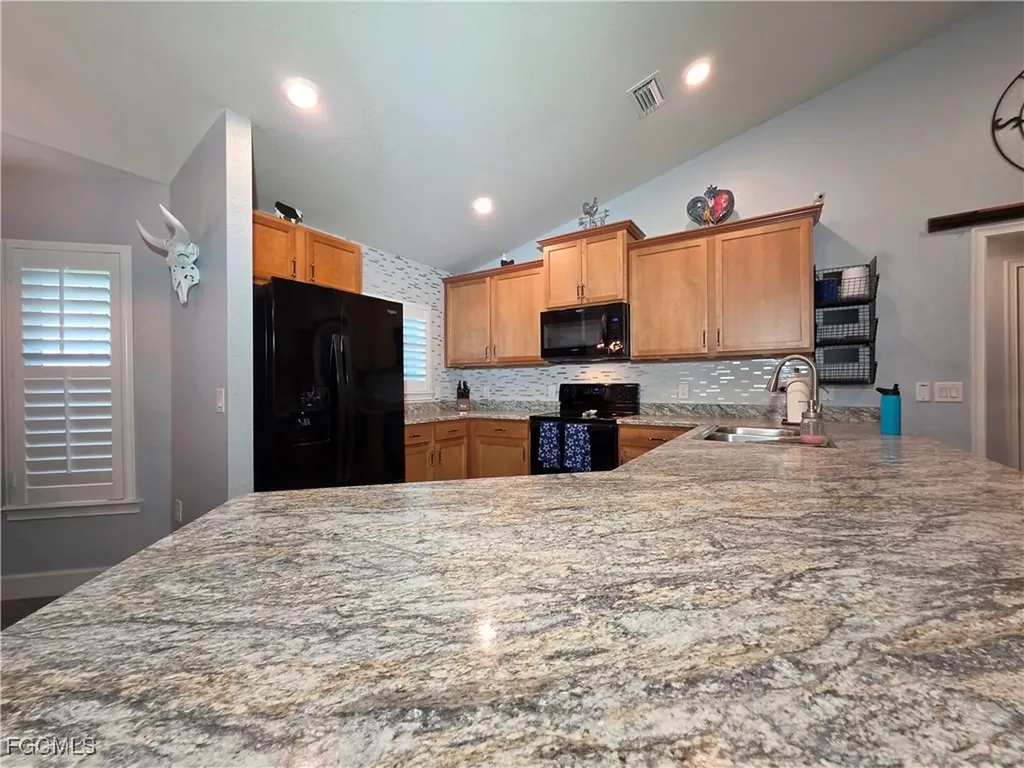 2727 NW 29th Terrace Cape Coral FL 33993