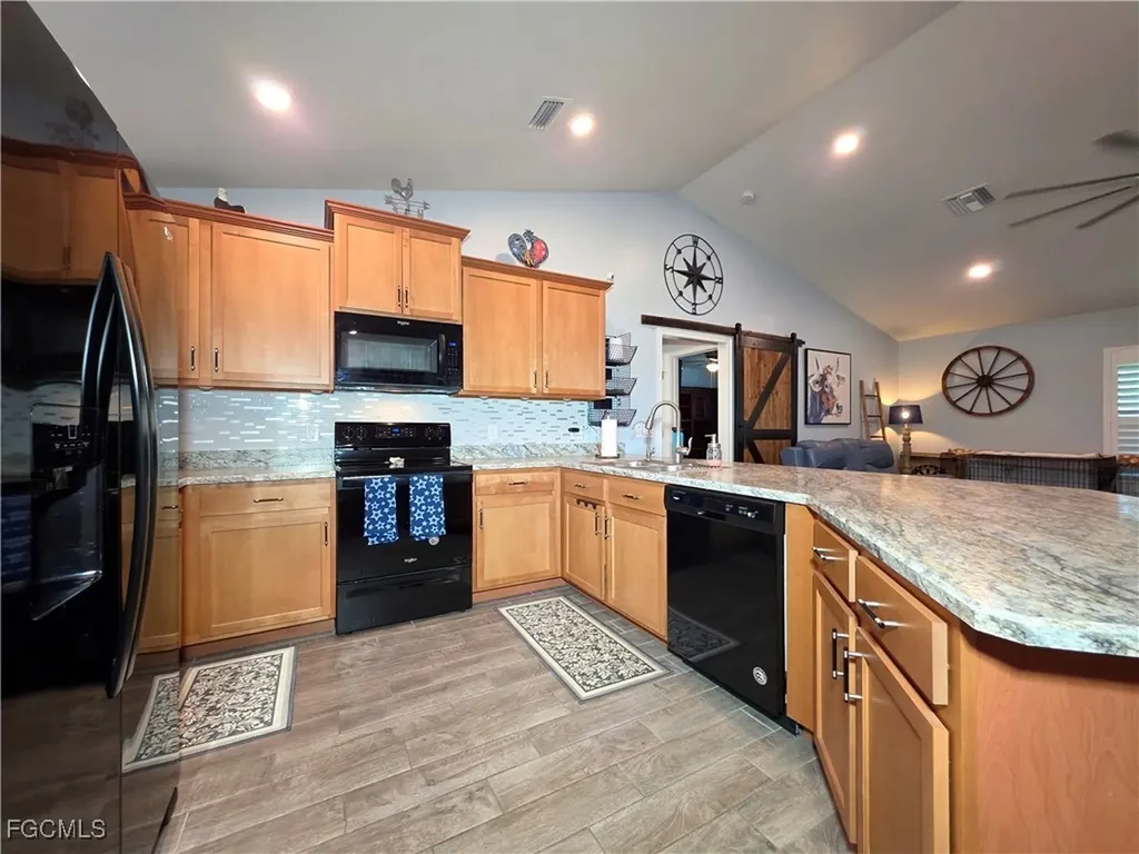 2727 NW 29th Terrace Cape Coral FL 33993