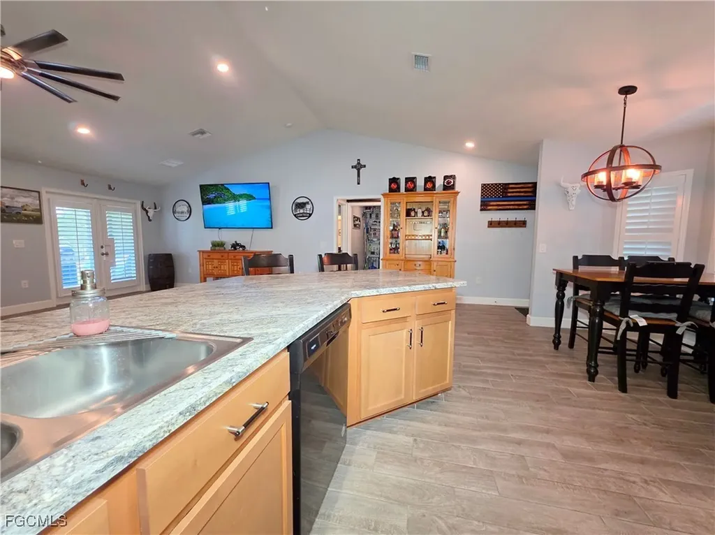 2727 NW 29th Terrace Cape Coral FL 33993