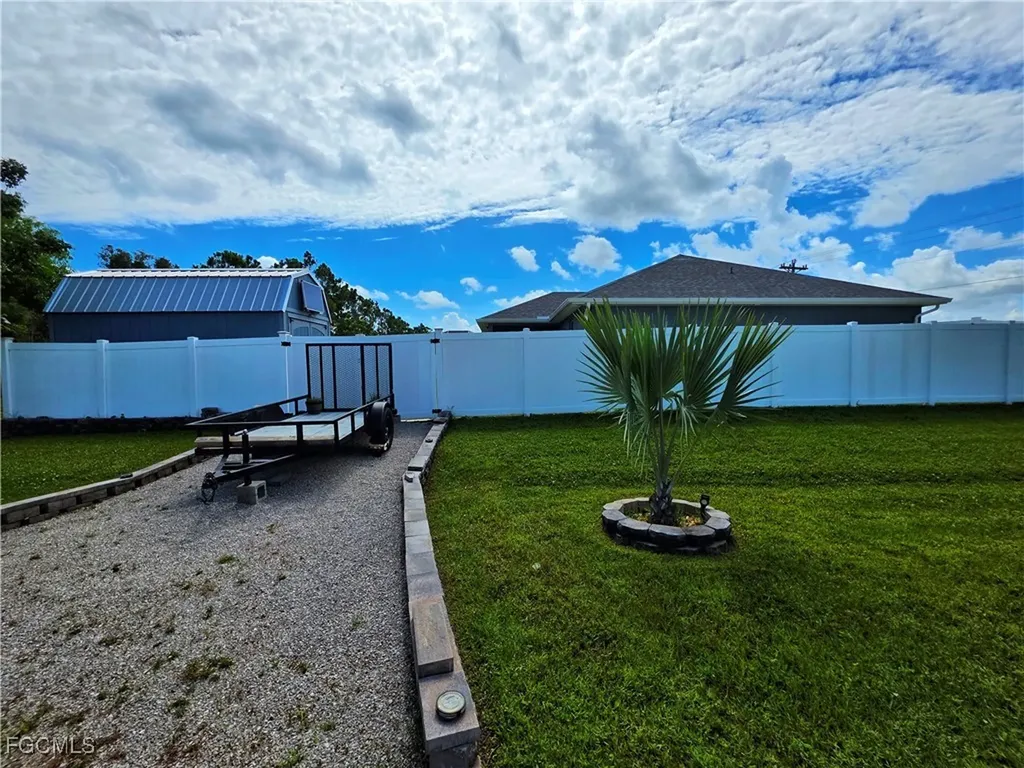 2727 NW 29th Terrace Cape Coral FL 33993