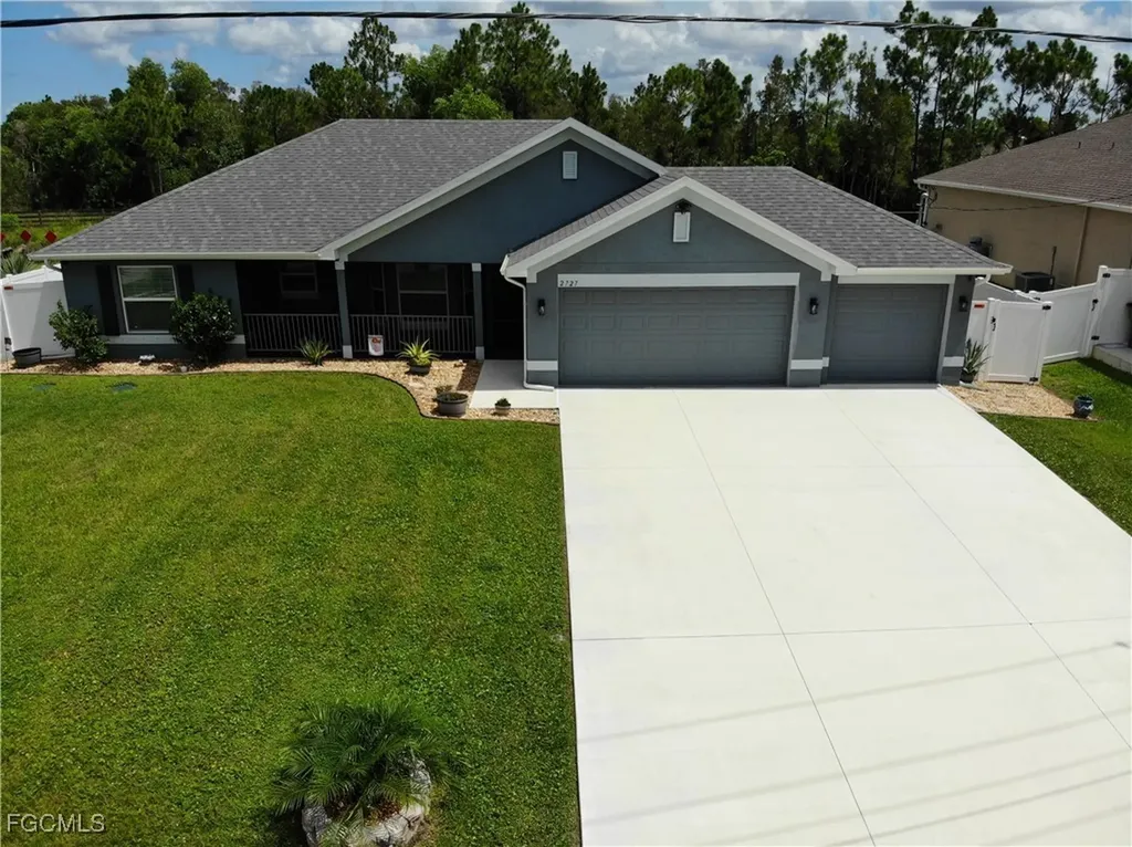 2727 NW 29th Terrace Cape Coral FL 33993
