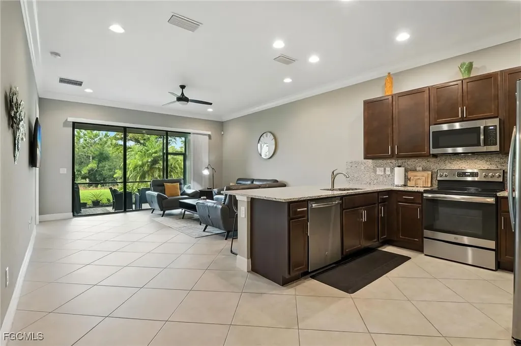 11869 Lakewood Preserve Place Fort Myers FL 33913