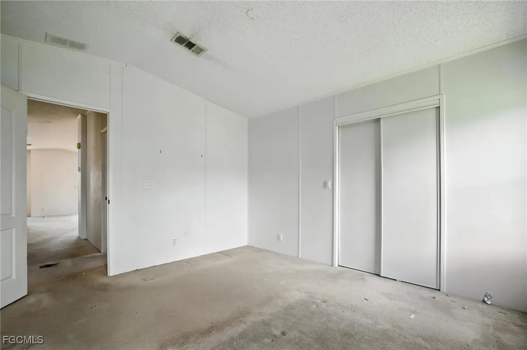 5270 Manatee Bay Lane Fort Myers FL 33905