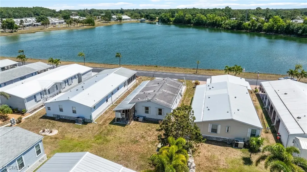 5270 Manatee Bay Lane Fort Myers FL 33905