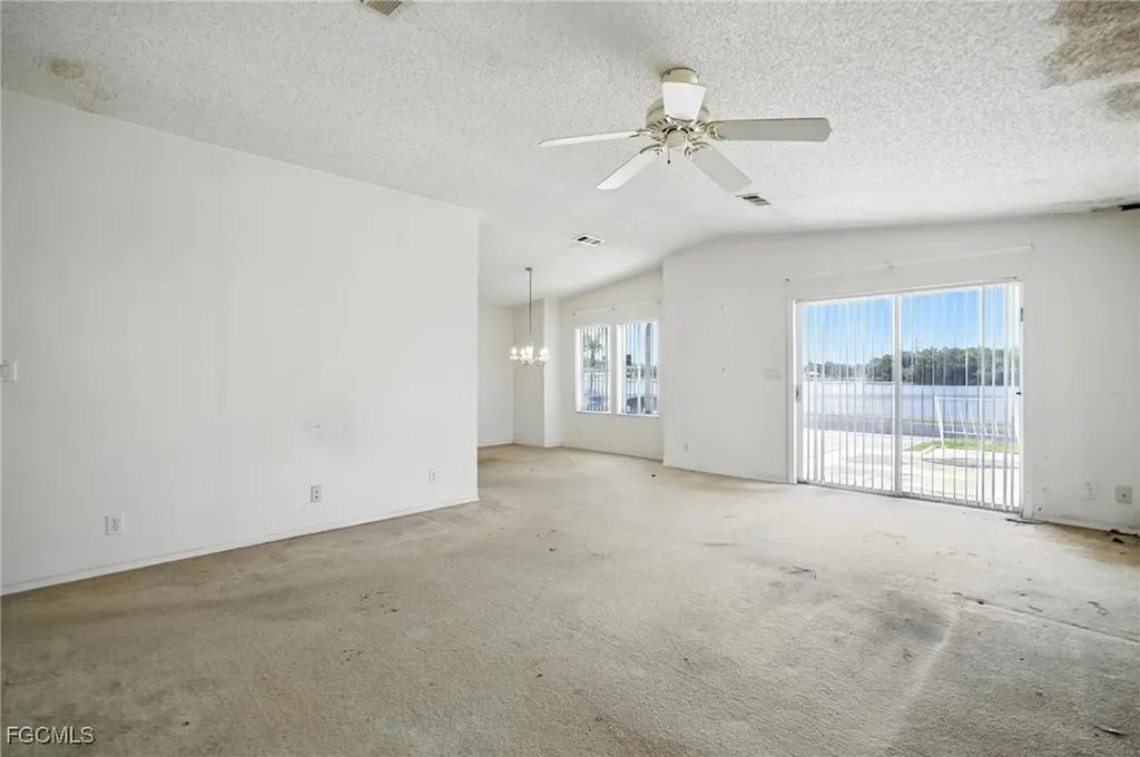 5270 Manatee Bay Lane Fort Myers FL 33905