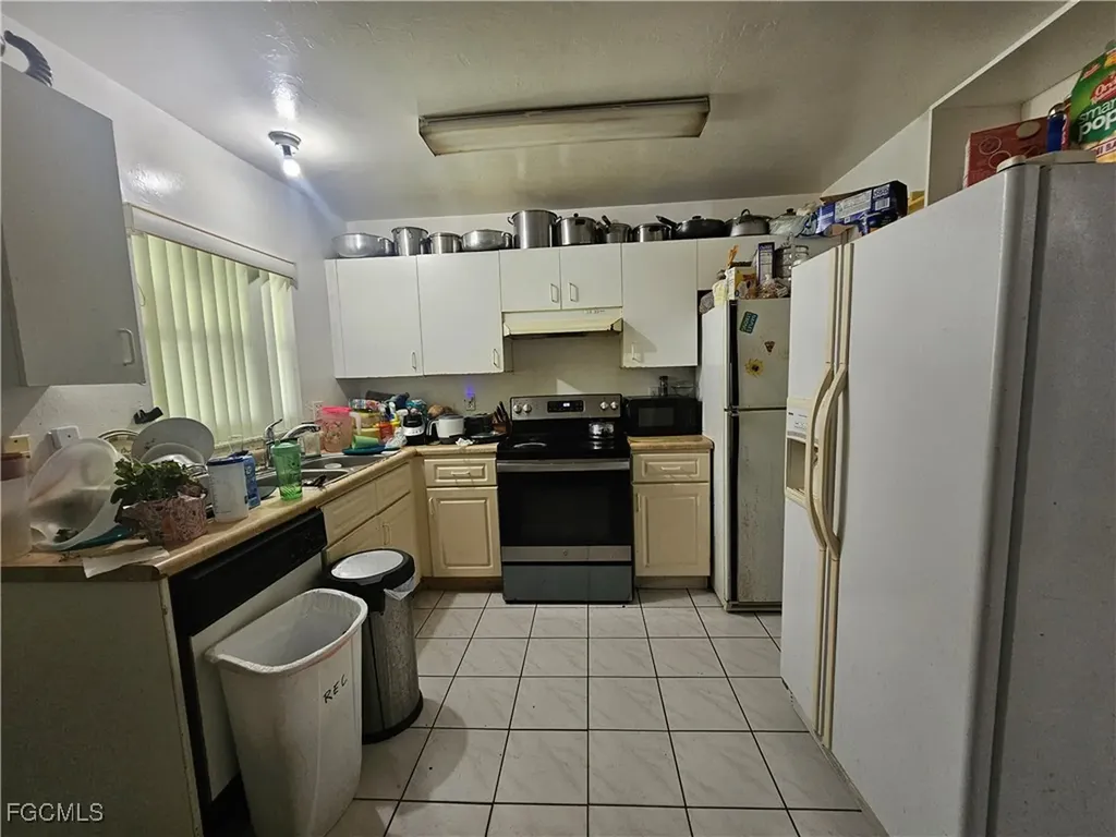2912 Woodside Avenue Naples FL 34112