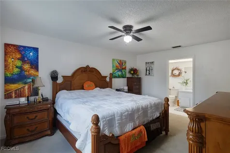 901 SE 23rd Terrace Cape Coral FL 33990