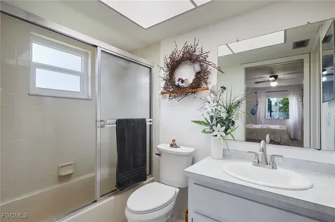 901 SE 23rd Terrace Cape Coral FL 33990