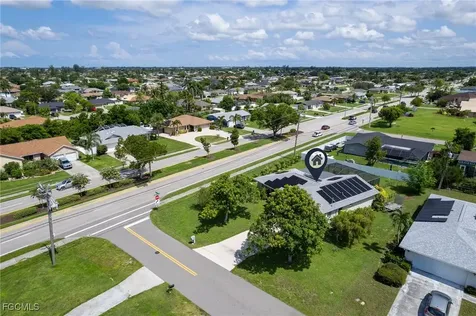 901 SE 23rd Terrace Cape Coral FL 33990