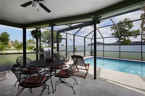 901 SE 23rd Terrace Cape Coral FL 33990
