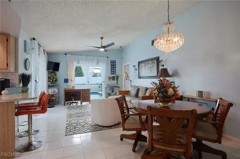 901 SE 23rd Terrace Cape Coral FL 33990