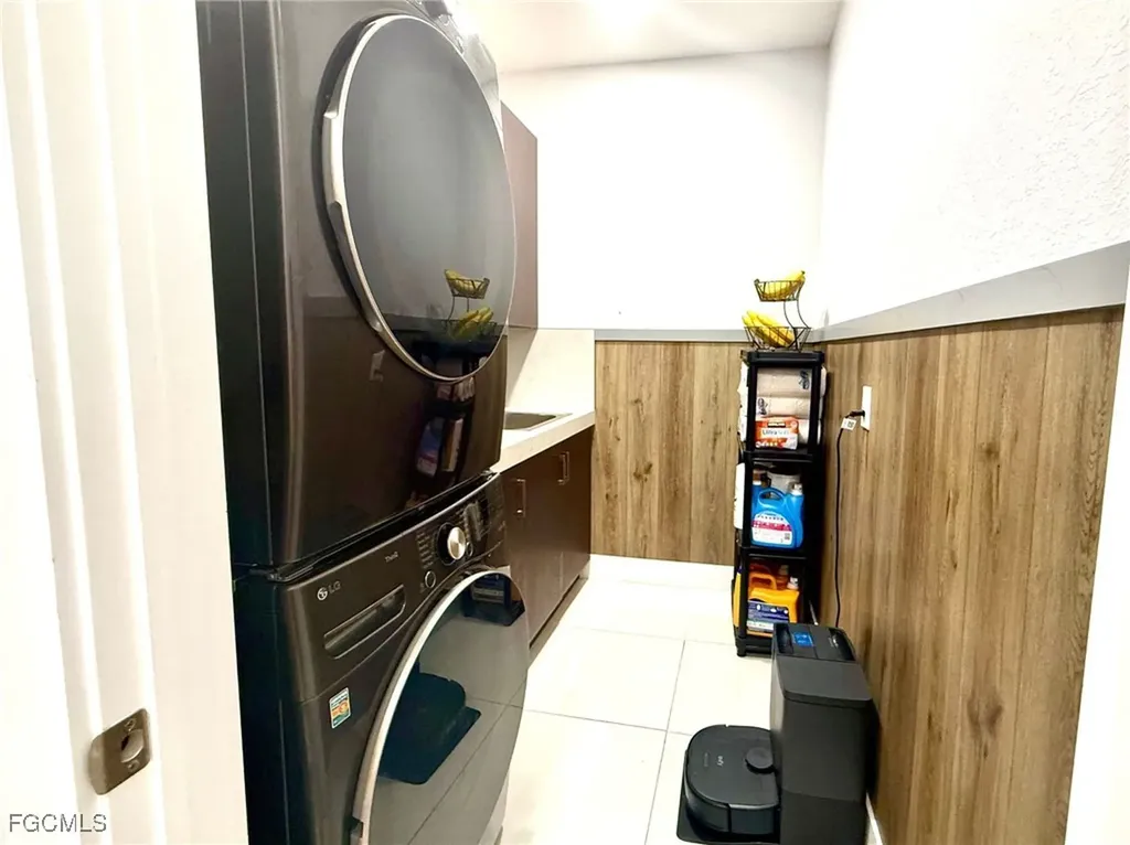 1806 NW 24th Avenue Cape Coral FL 33993