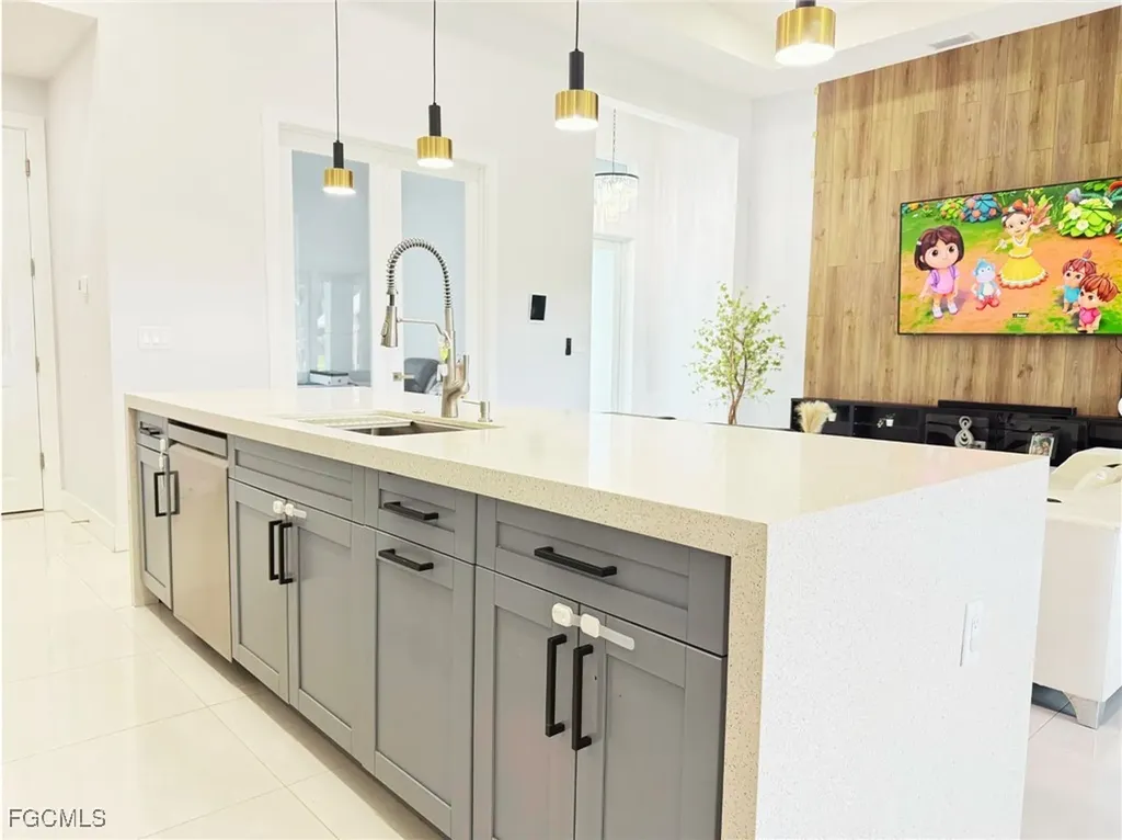 1806 NW 24th Avenue Cape Coral FL 33993