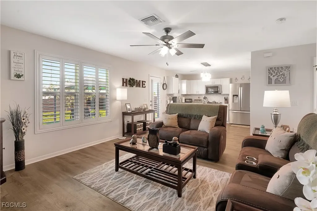 2200 NE Juanita Place Cape Coral FL 33909