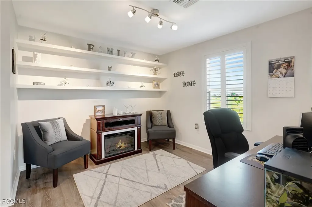 2200 NE Juanita Place Cape Coral FL 33909