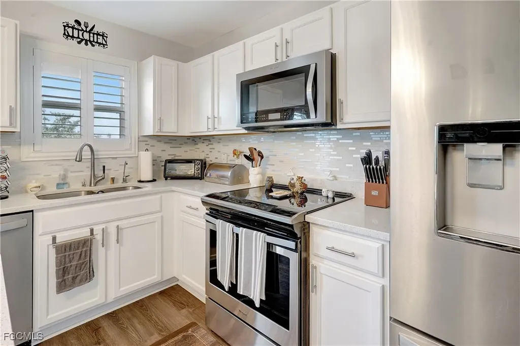 2200 NE Juanita Place Cape Coral FL 33909