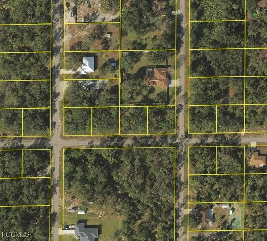 802 W 15th Street Lehigh Acres FL 33972