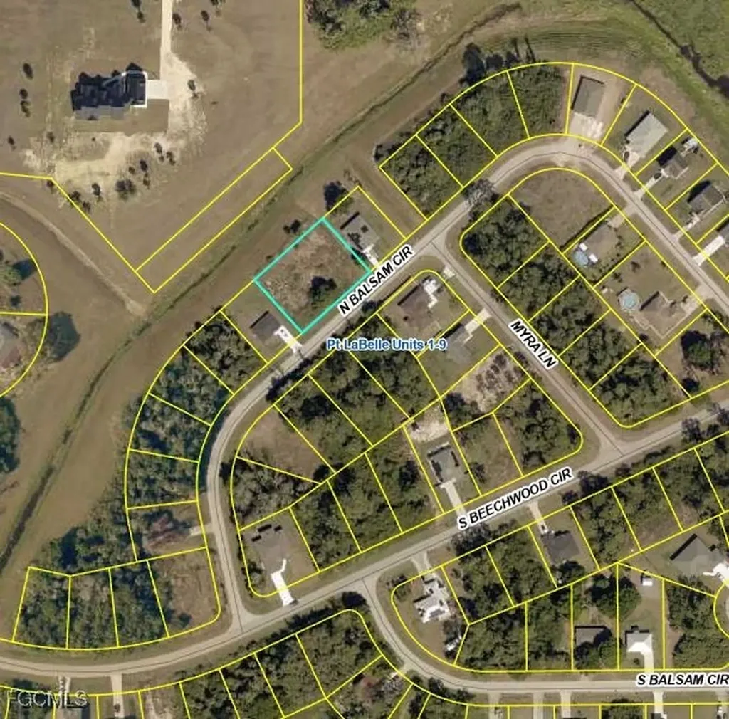 3017 N Balsam Circle Labelle FL 33935