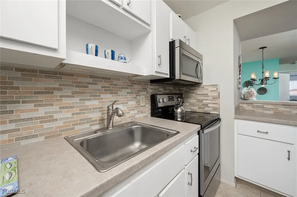 6498 Royal Woods Drive Fort Myers FL 33908