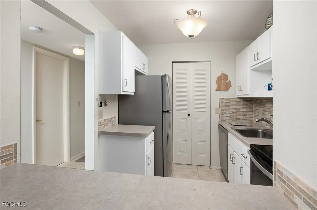 6498 Royal Woods Drive Fort Myers FL 33908