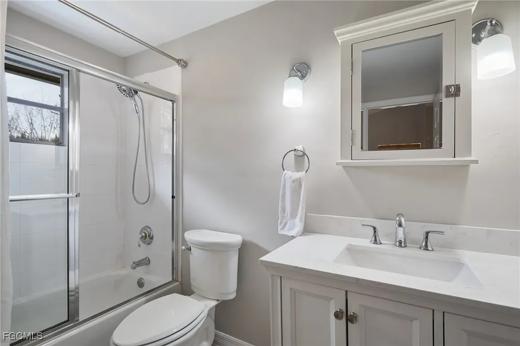 1241 Junonia Street Sanibel FL 33957