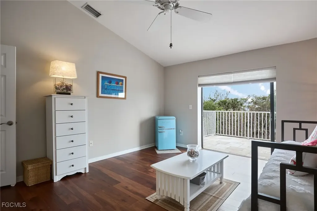 1241 Junonia Street Sanibel FL 33957