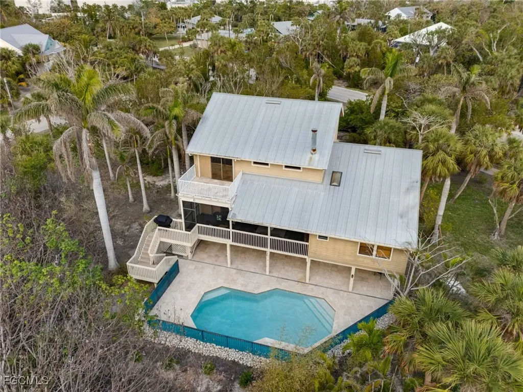 1241 Junonia Street Sanibel FL 33957