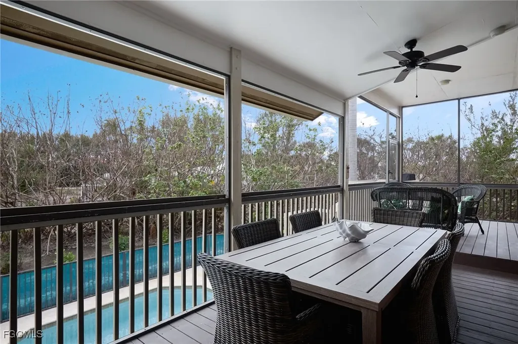 1241 Junonia Street Sanibel FL 33957