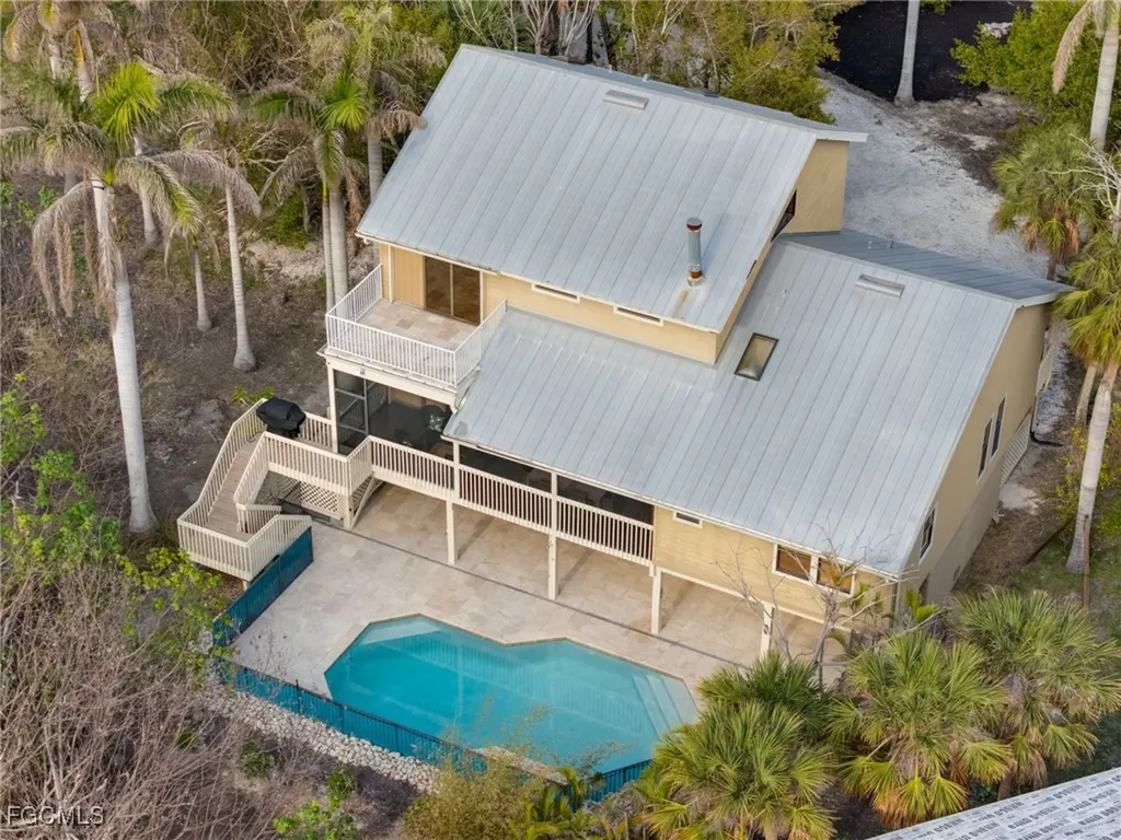 1241 Junonia Street Sanibel FL 33957