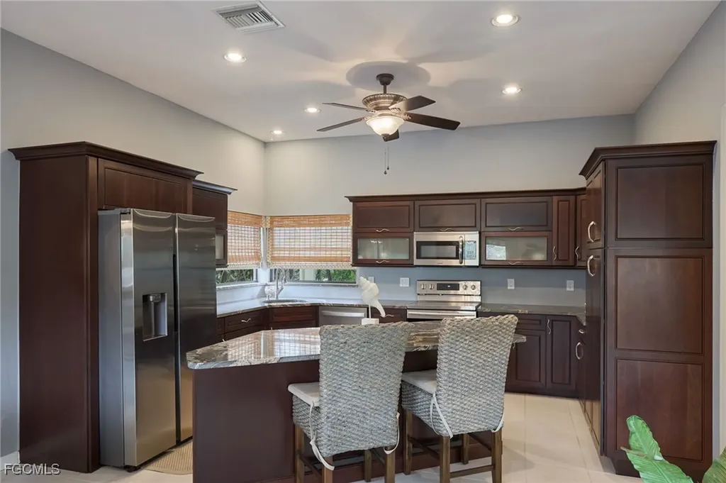 1241 Junonia Street Sanibel FL 33957