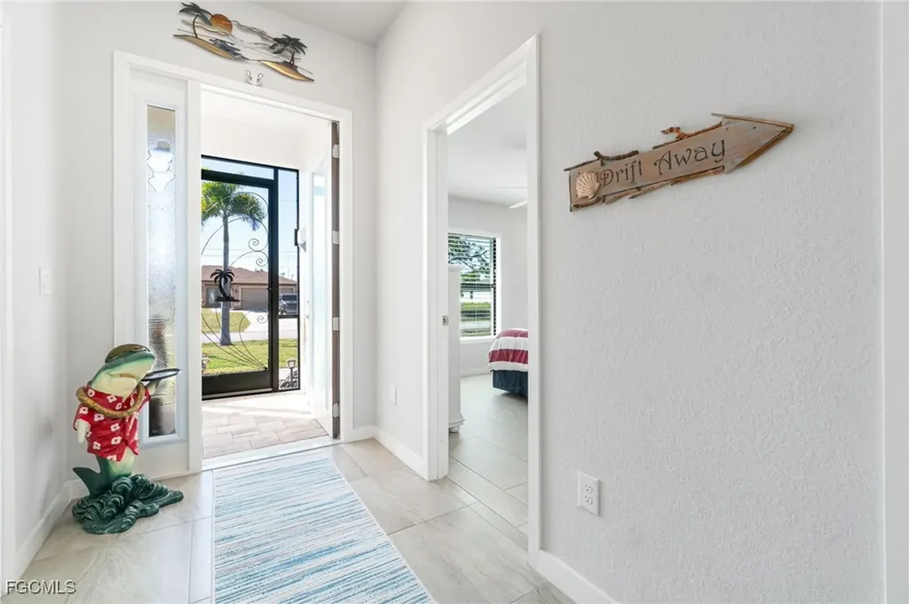 2505 NW 19th Place Cape Coral FL 33993