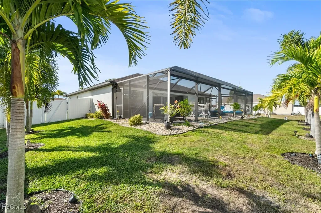 2505 NW 19th Place Cape Coral FL 33993