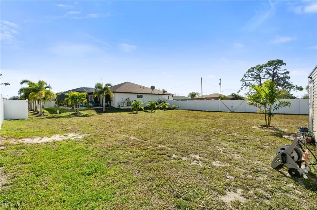 2505 NW 19th Place Cape Coral FL 33993
