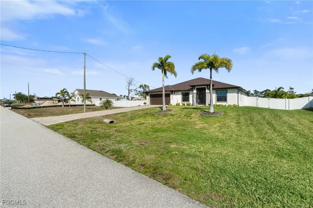 2505 NW 19th Place Cape Coral FL 33993