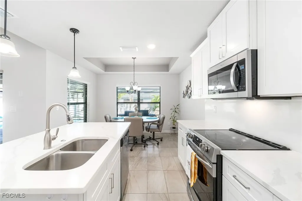 2505 NW 19th Place Cape Coral FL 33993