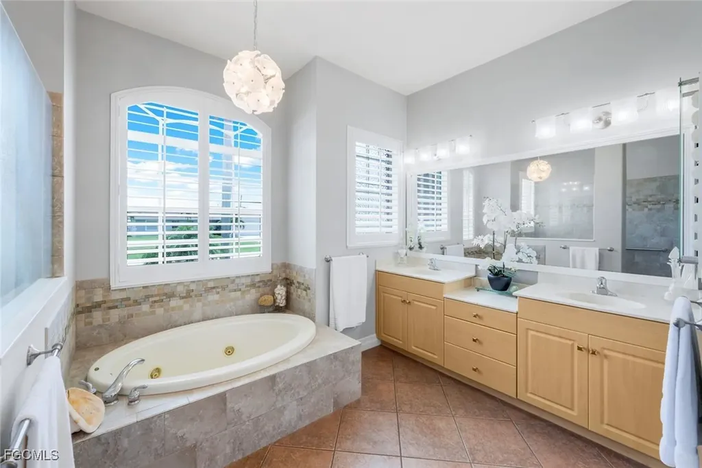 3214 SW 11th Place Cape Coral FL 33914