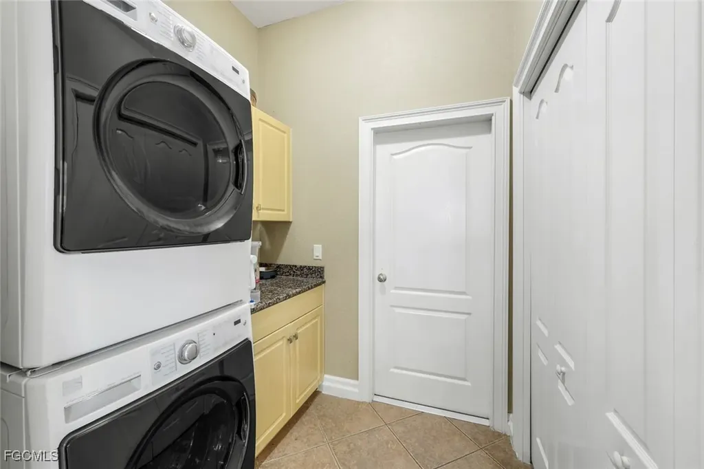 3214 SW 11th Place Cape Coral FL 33914