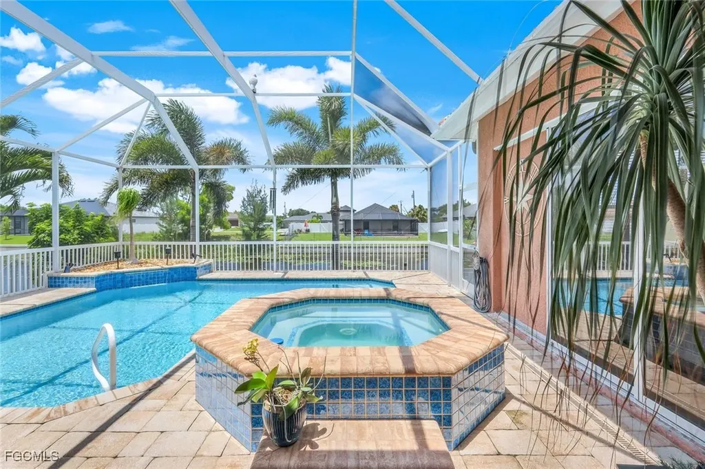 3214 SW 11th Place Cape Coral FL 33914