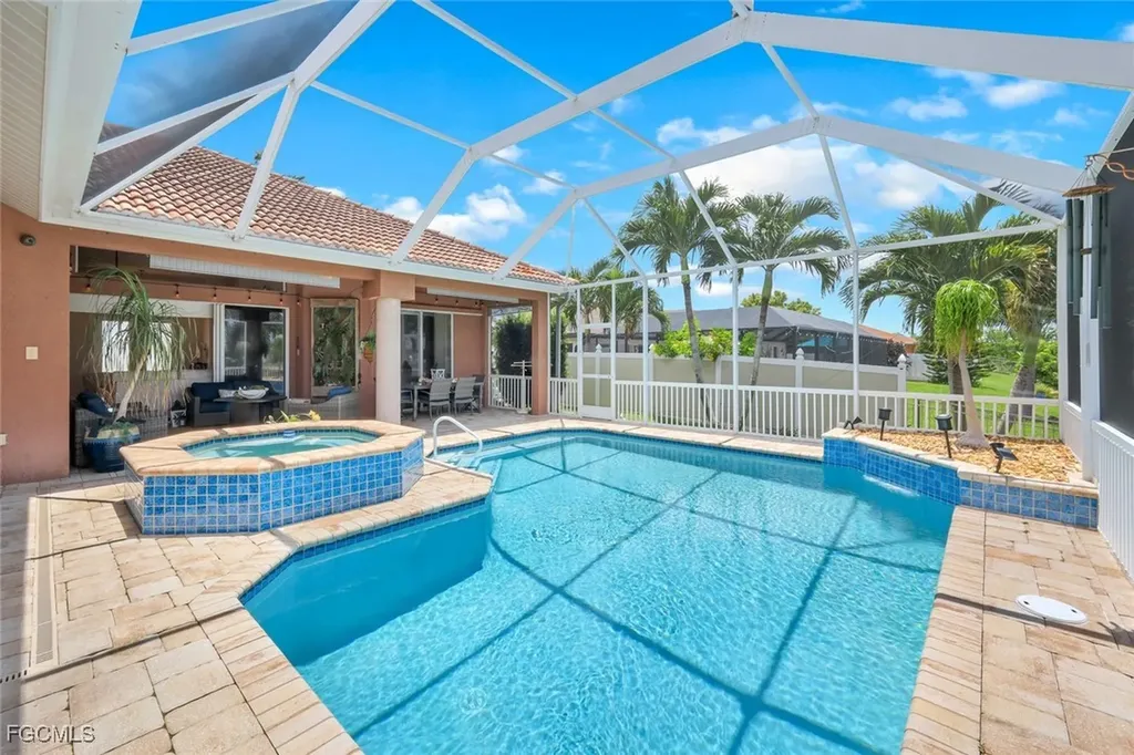 3214 SW 11th Place Cape Coral FL 33914