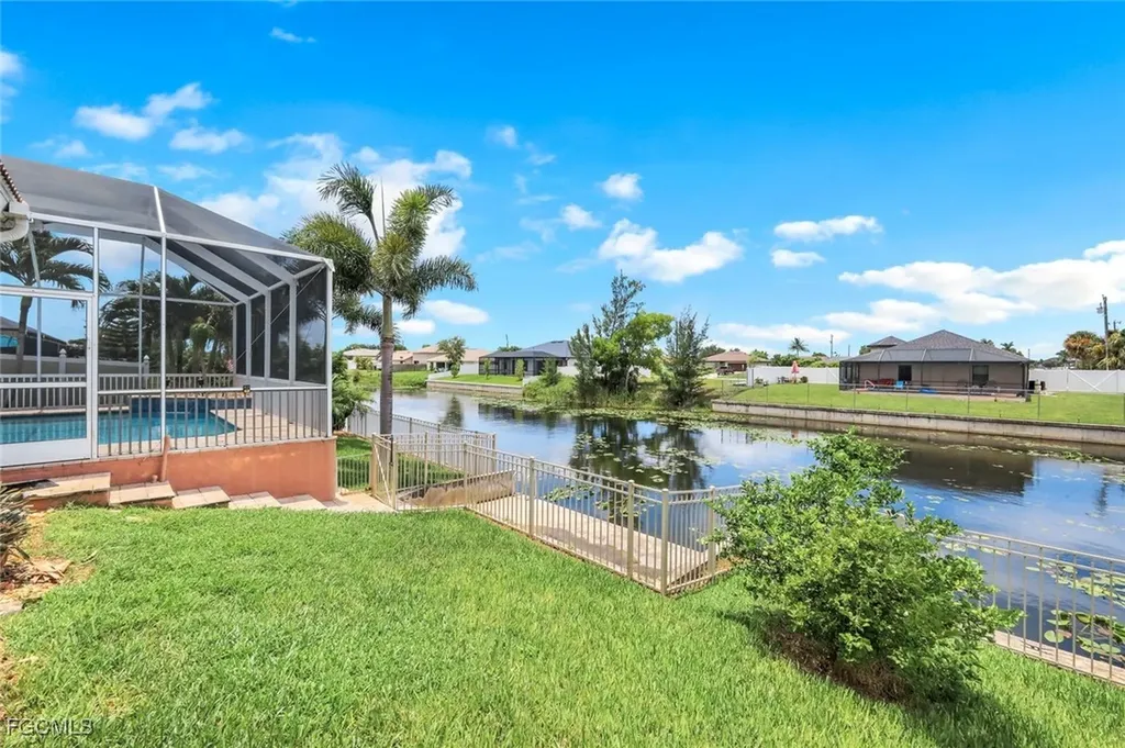 3214 SW 11th Place Cape Coral FL 33914