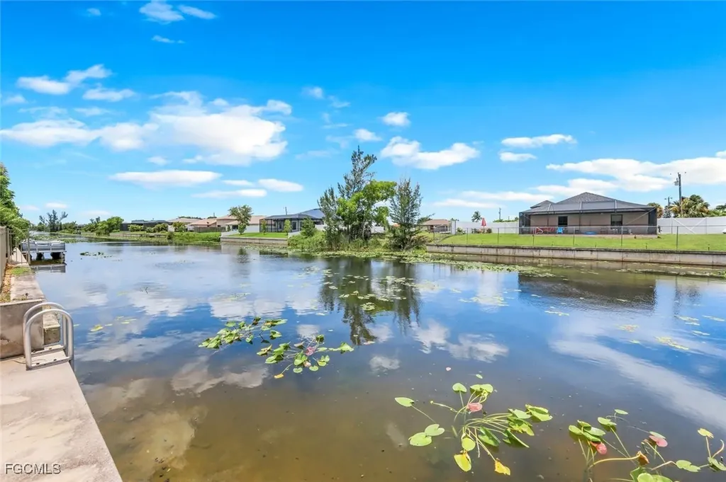 3214 SW 11th Place Cape Coral FL 33914