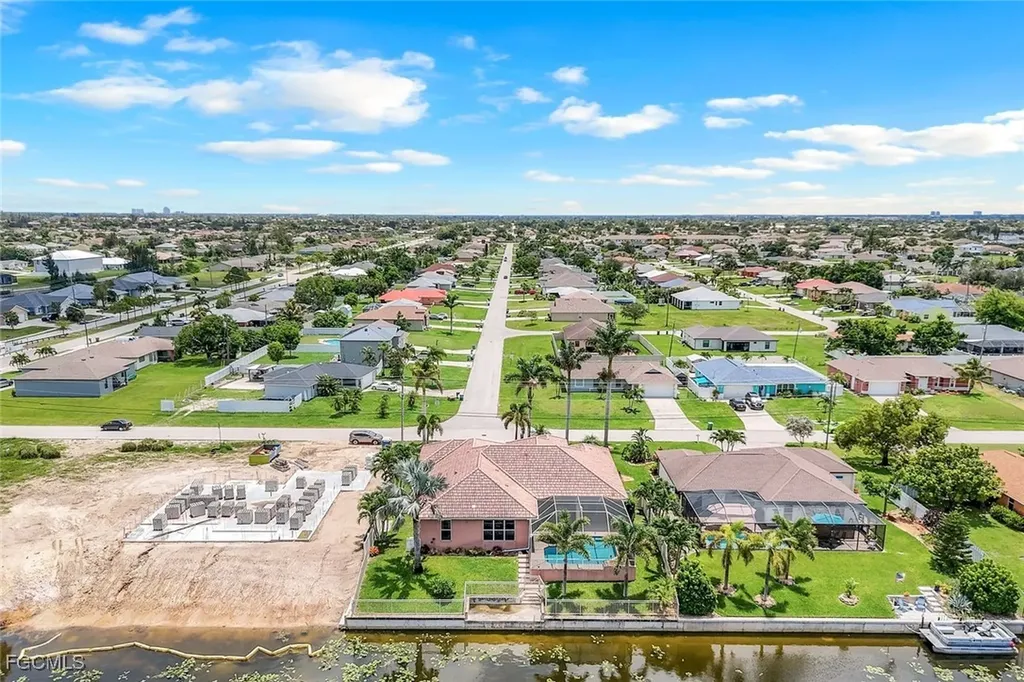 3214 SW 11th Place Cape Coral FL 33914