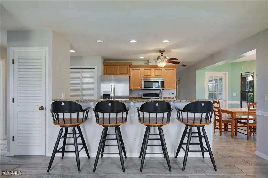 1942 SE 8th Place Cape Coral FL 33990