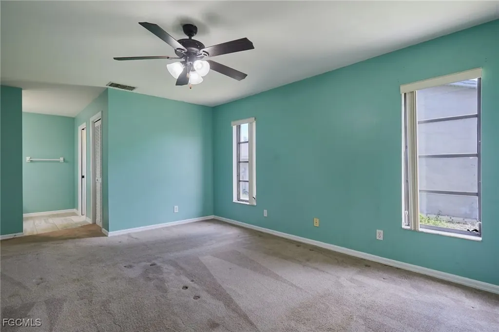 1942 SE 8th Place Cape Coral FL 33990