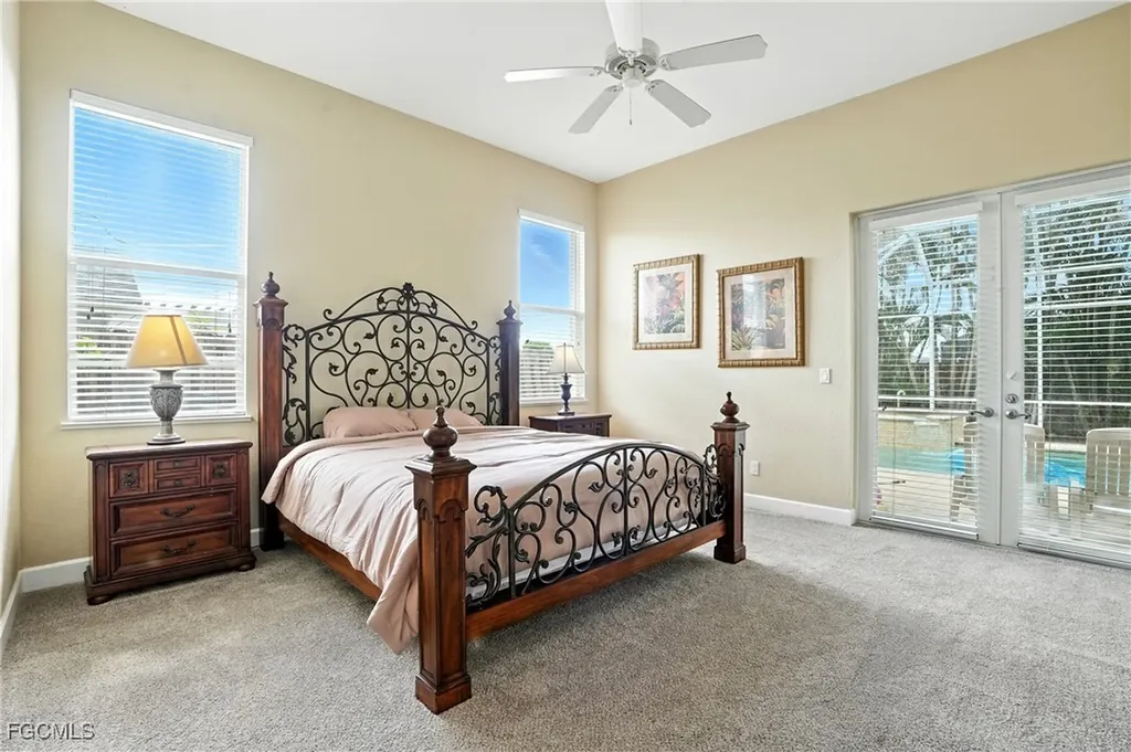 594 110th Avenue N Naples FL 34108