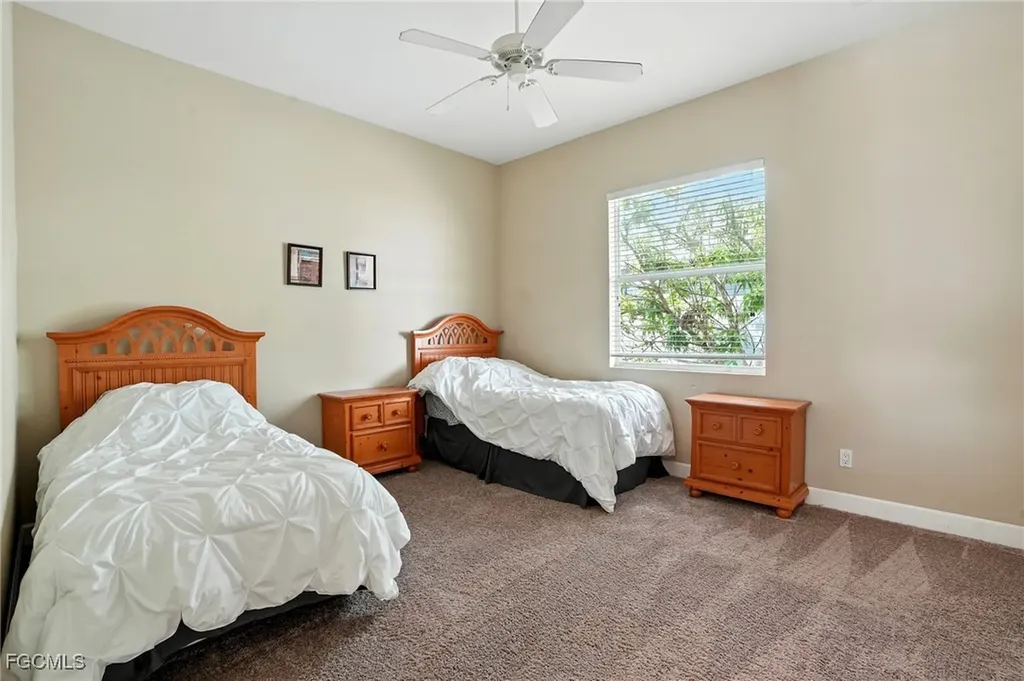 594 110th Avenue N Naples FL 34108